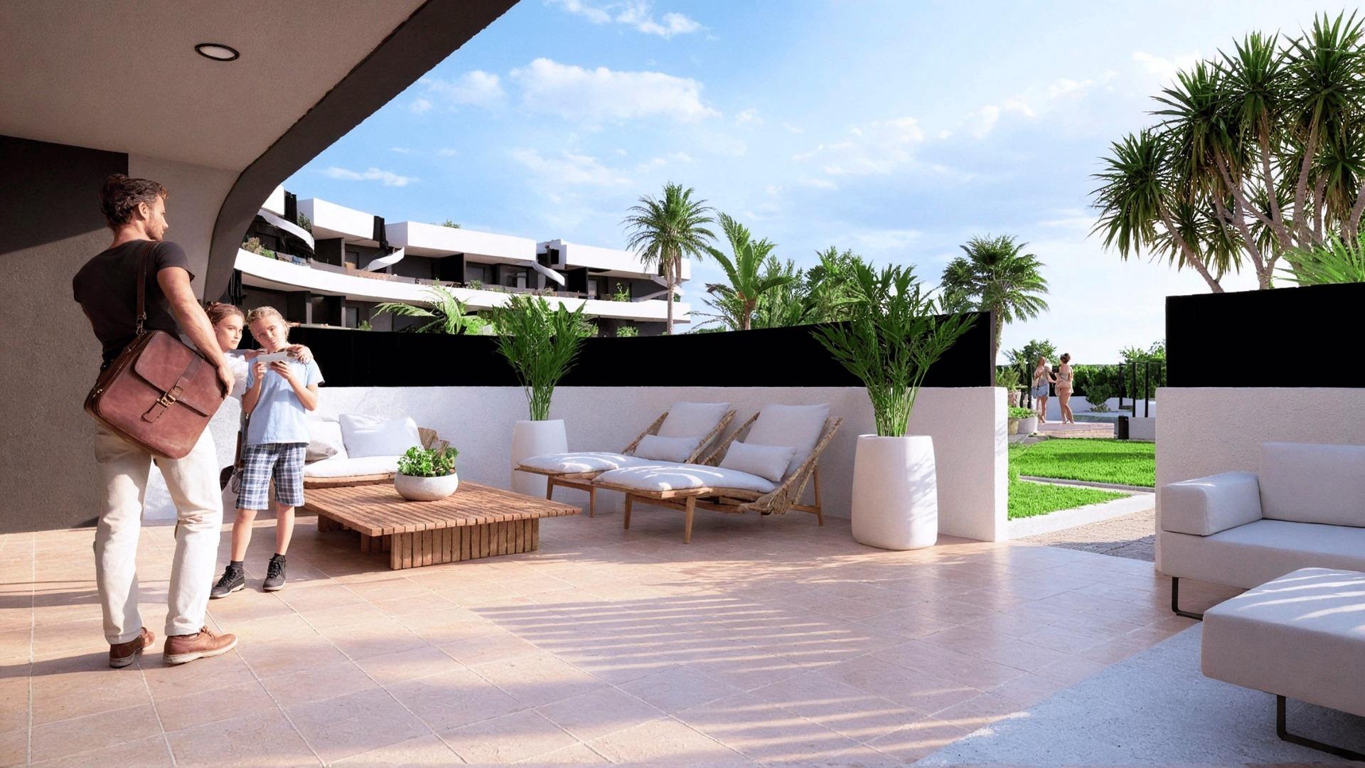 3 Bedroom 2 Bathroom in Los Alcazares