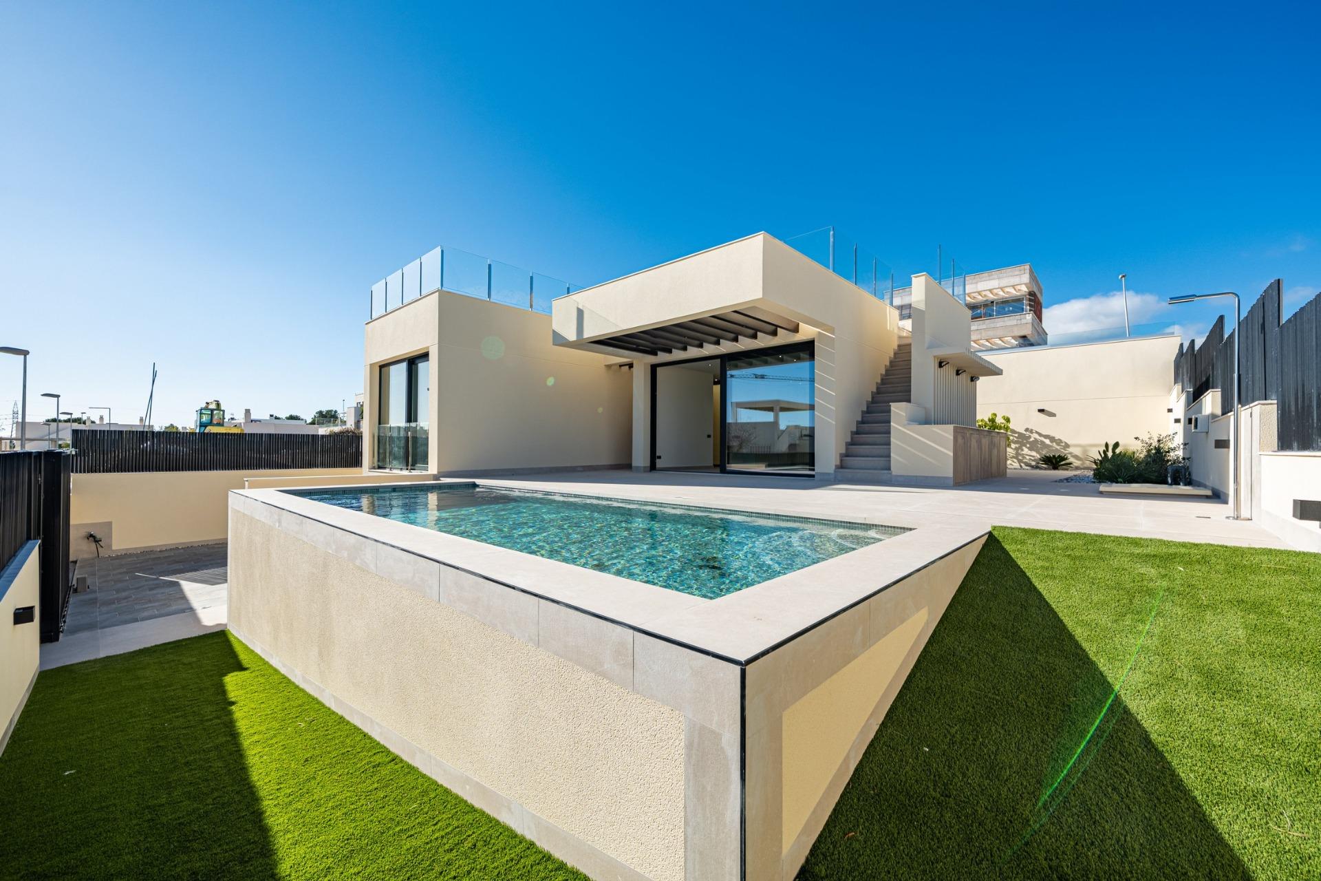 4 Bedroom 4 Bathroom in Polop