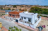 1-2962-115-10-115/1571, 3 Bedroom 2 Bathroom  in Sucina