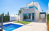 1-1817-115-10-115/2371, 3 Bedroom 2 Bathroom  in Los Alcazares